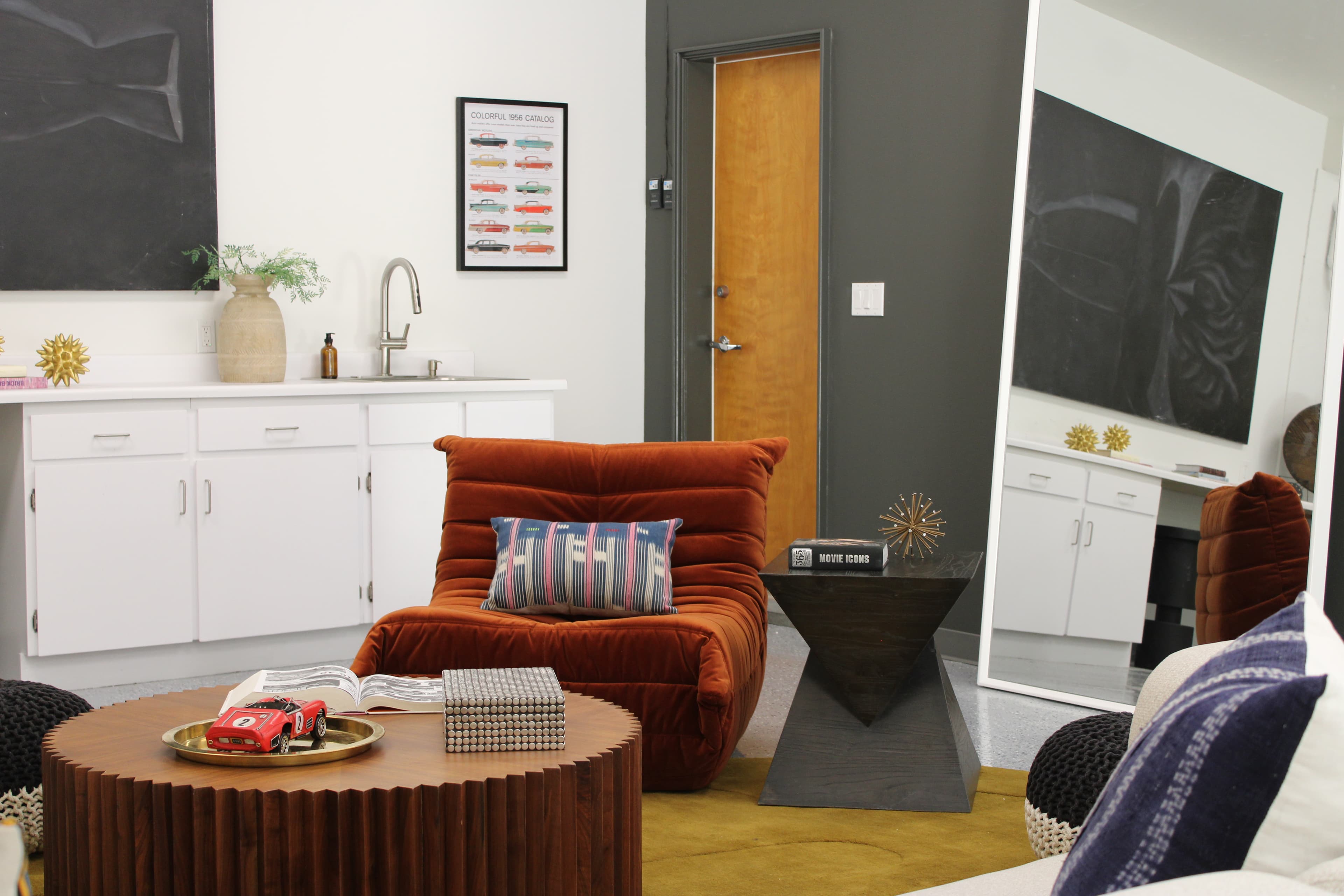 Modern luxury living room